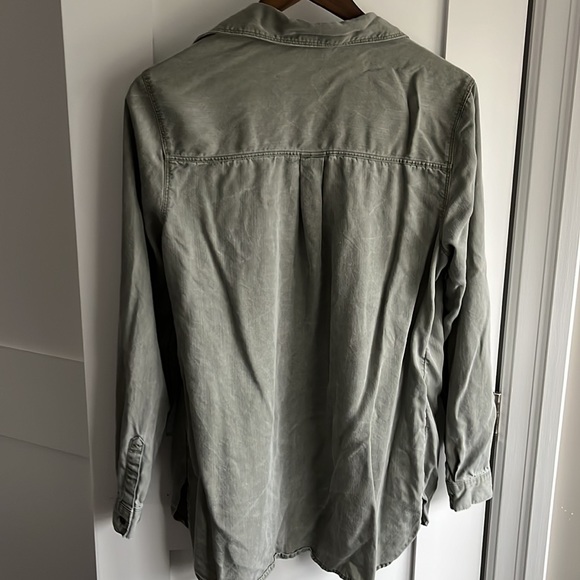 Sage Green Washed Denim Button-down Size L - Picture 4 of 4